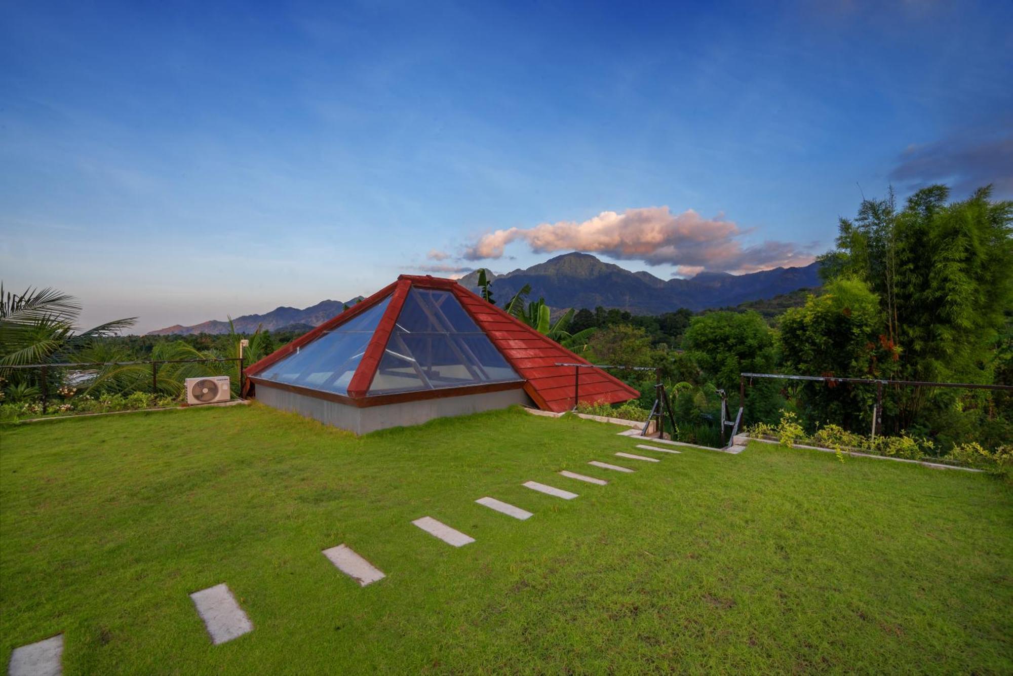Villa Ambara Sumberkima Banyuwedang Екстериор снимка